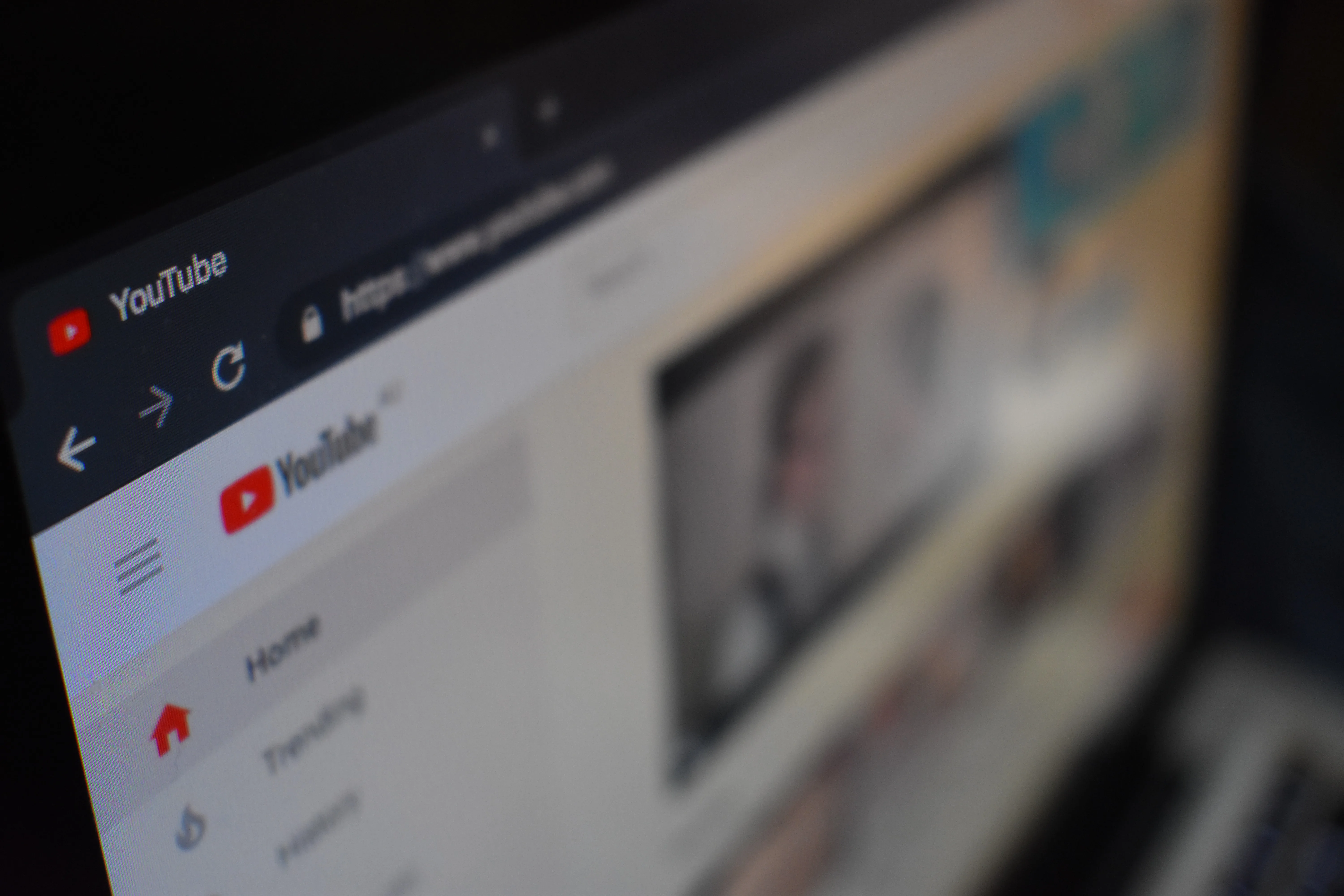 How You Can Use YouTube to Learn Japanese, Chinese, or Any Asian Language